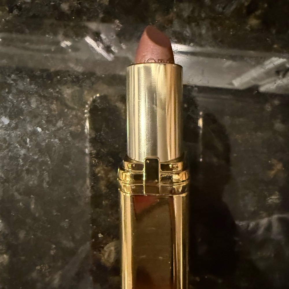L'Oreal Satin Silverstone - Picture 2 of 4